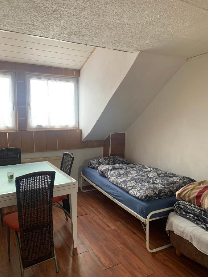 Dachgeschoss Hof Apartment Krefeld Luaran gambar